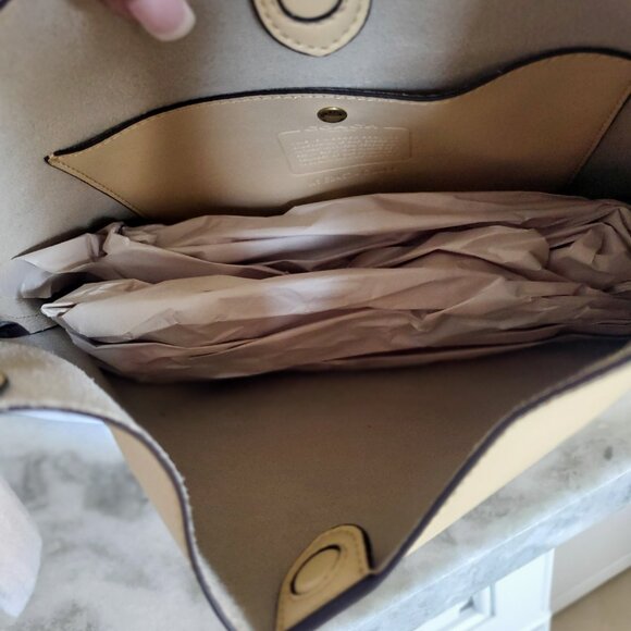 NWT Coach Brooklyn Shoulder Bag 28 Cream - Picture 3 of 10
